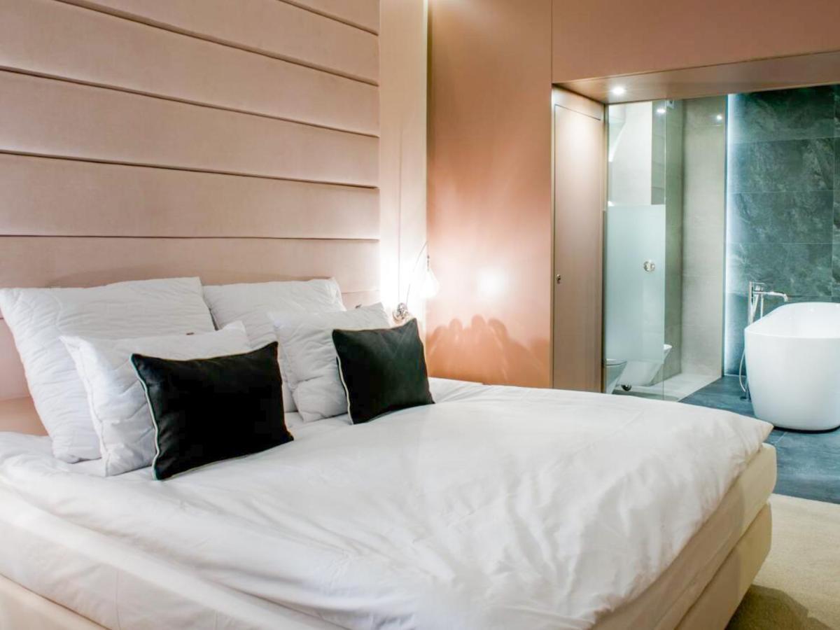 Hotel Kosma Kozmin エクステリア 写真